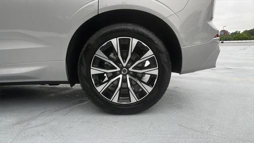 2025 Volvo XC60 B5 Core