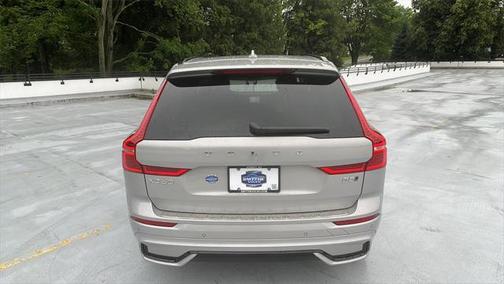 2025 Volvo XC60 B5 Core