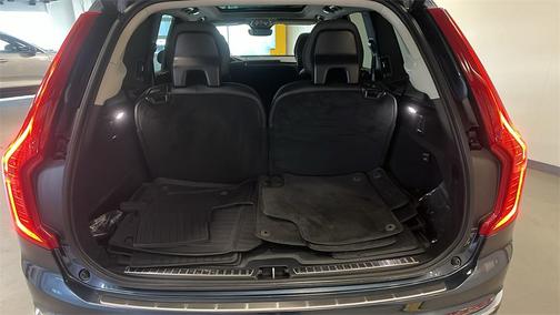 2024 Volvo XC90 B5 Plus Bright Theme