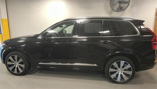 2025 Volvo XC90 Plug-In Hybrid T8 Ultra 7-Seater