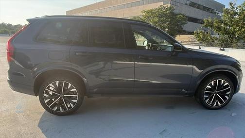 2026 Volvo XC90 B6 Ultra Dark Theme 6-Seater