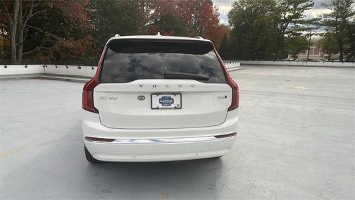 2026 Volvo XC90 B6 Ultra 7-Seater