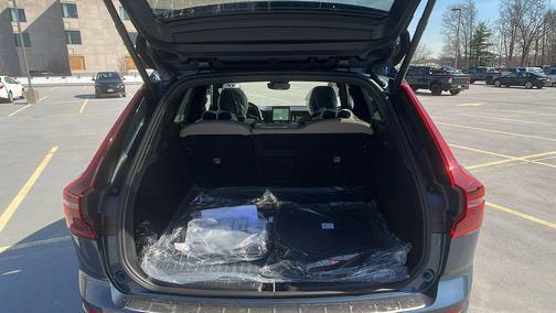 2026 Volvo XC60 B5 Core