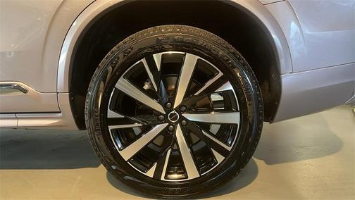 2026 Volvo XC90 B5 Core