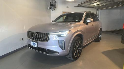 2026 Volvo XC90 B5 Core