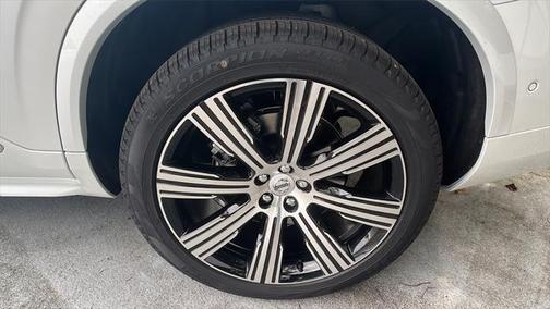 2025 Volvo XC90 B6 Plus 7-Seater