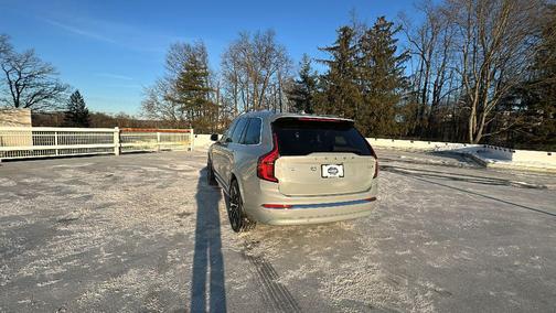 2026 Volvo XC90 Plus, B6 AWD Gas (mild hybrid), Gasoline, Bright, 7 Seats