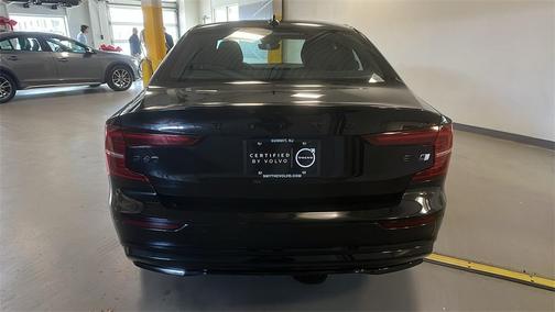 2023 Volvo S60 B5 Plus Black Edition