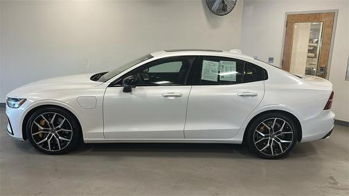 2022 Volvo S60 Recharge Plug-In Hybrid T8 Polestar