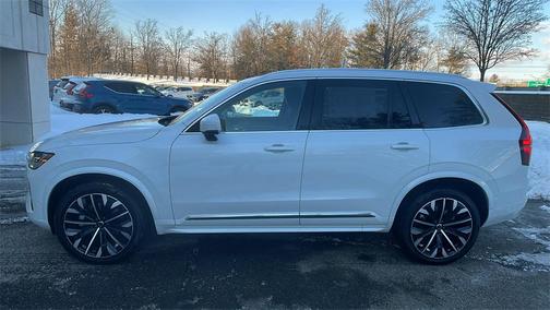 2025 Volvo XC90 B6 Plus 7-Seater