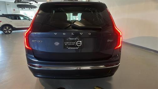 2024 Volvo XC90 B6 Plus Bright Theme 7-Seater