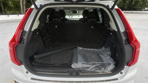 2023 Volvo XC90 Recharge Plug-In Hybrid T8 Plus Bright Theme 7-Seater