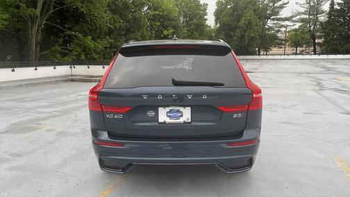2025 Volvo XC60 B5 Ultra
