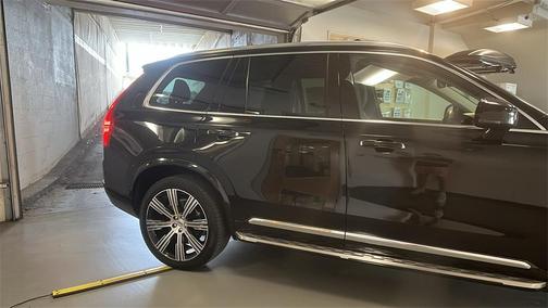 2022 Volvo XC90 T6 Inscription