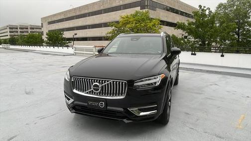 2024 Volvo XC90 Recharge Plug-In Hybrid T8 Ultimate Bright Theme 7-Seater