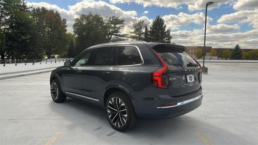 2026 Volvo XC90 B5 Plus 7-Seater