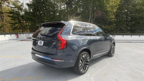 2026 Volvo XC90 B5 Plus 7-Seater