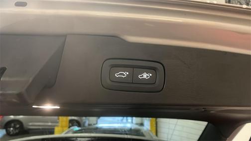 2025 Volvo V60 Cross Country B5 Plus