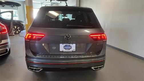 2022 Volkswagen Tiguan 2.0T SEL R-Line 4MOTION