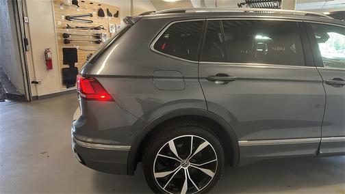 2022 Volkswagen Tiguan 2.0T SEL R-Line 4MOTION