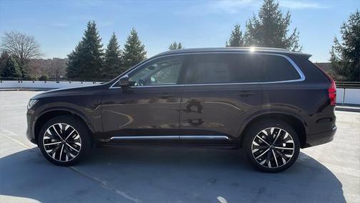 2025 Volvo XC90 Plug-In Hybrid T8 Plus 6-Seater