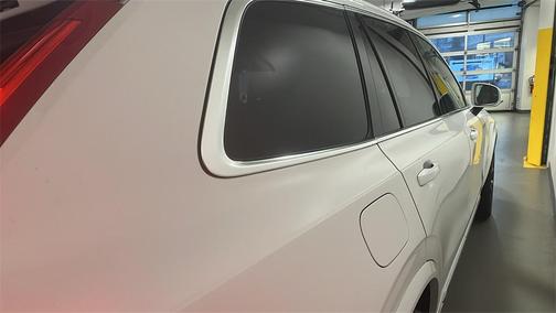 2024 Volvo XC90 B6 Plus Bright Theme 7-Seater