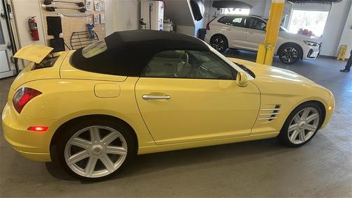 2005 Chrysler Crossfire Base