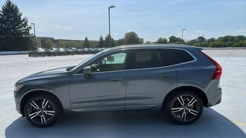 2018 Volvo XC60 T5 Momentum