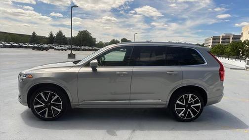2024 Volvo XC90 B6 Plus Bright Theme 6-Seater