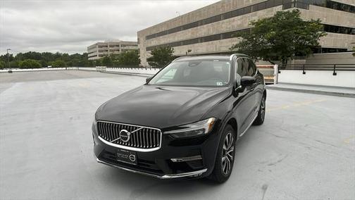 2023 Volvo XC60 B5 Plus Bright Theme