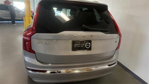 2025 Volvo XC90 B5 Core