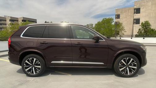 2025 Volvo XC90 Plug-In Hybrid T8 Core 7-Seater