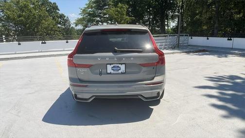 2025 Volvo XC60 Plus