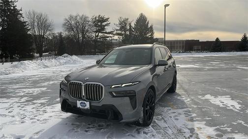 2024 BMW X7 xDrive40i