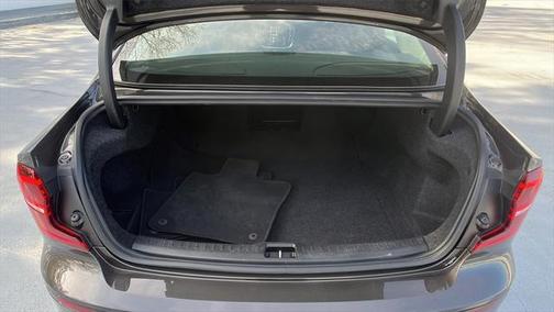 2025 Volvo S60 B5 Core
