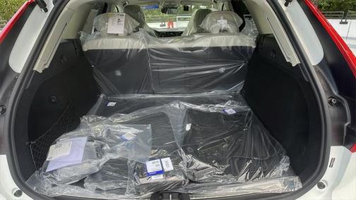 2025 Volvo XC60 Plug-In Hybrid T8 Ultra
