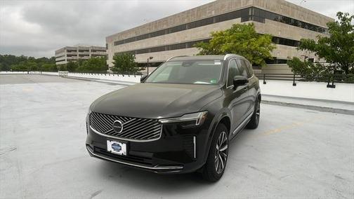 2025 Volvo XC90 B6 Core