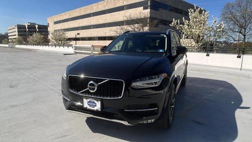 2018 Volvo XC90 T5 Momentum