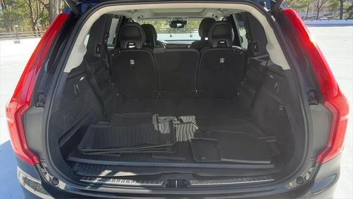2018 Volvo XC90 T5 Momentum