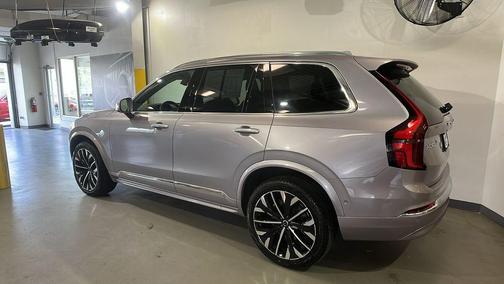 Aurora Silver 2026 Volvo XC90 Plus, B6 AWD Gas (mild hybrid), Gasoline, Bright, 7 Seats