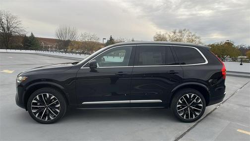 2026 Volvo XC90 B6 Plus 7-Seater
