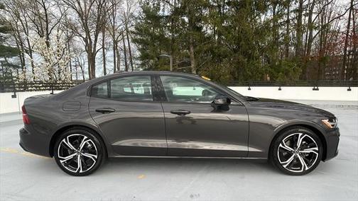 2025 Volvo S60 B5 Core