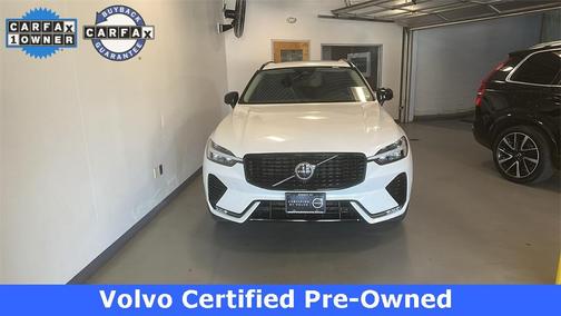 2025 Volvo XC60 B5 Plus