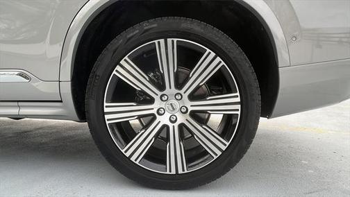 2023 Volvo XC90 B6 Ultimate 6-Seater