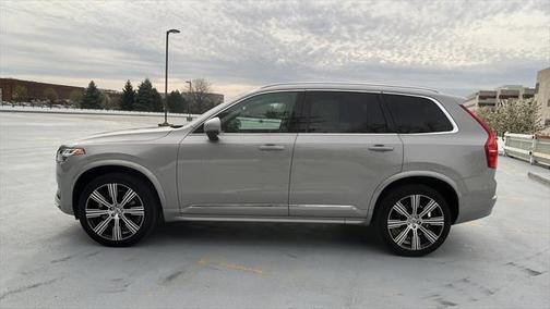 2023 Volvo XC90 B6 Ultimate 6-Seater
