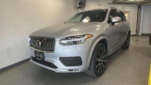 2023 Volvo XC90 B5 Core