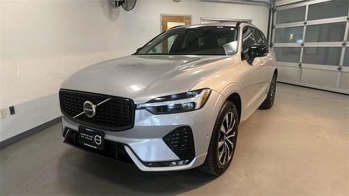 2025 Volvo XC60 B5 Plus