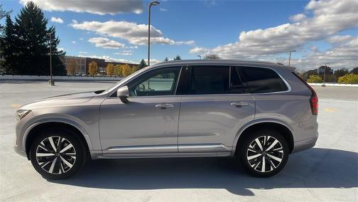 2026 Volvo XC90 B5 Core