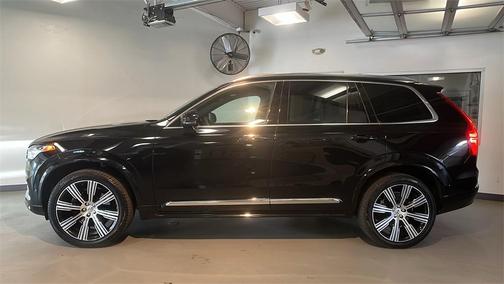 2023 Volvo XC90 B6 Ultimate 7-Seater