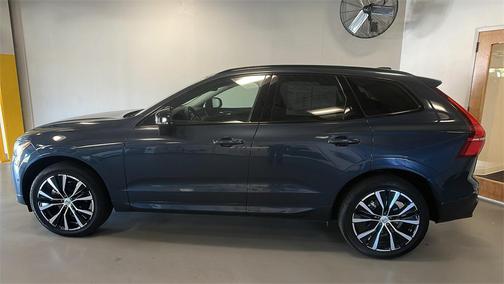 2025 Volvo XC60 B5 Plus